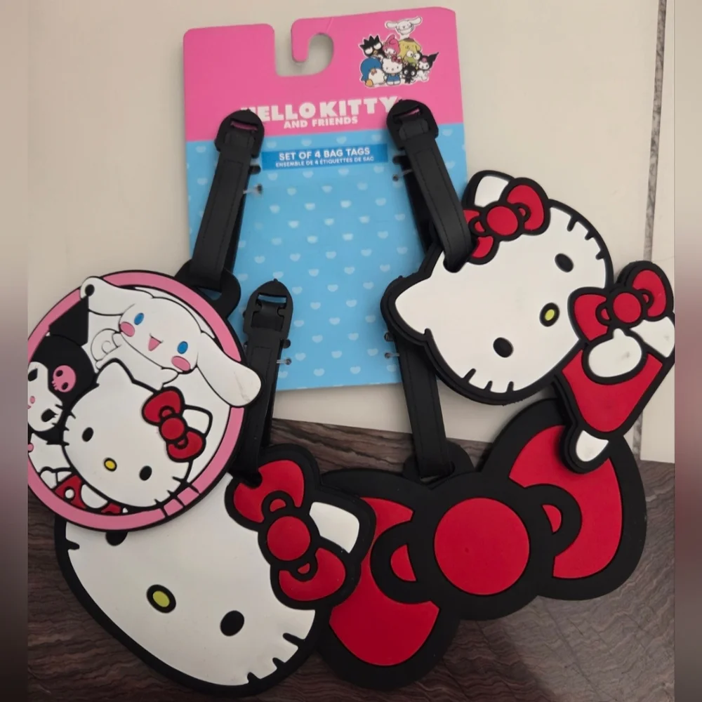 Hello Kitty and Friends Bag Tags - Picture 1 of 2
